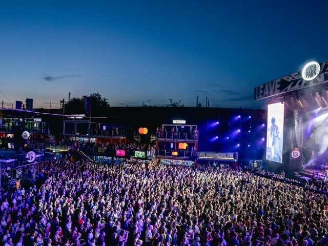 A GRUND – vígszínházi fiúzenekar 50. koncertje a Budapest Parkban